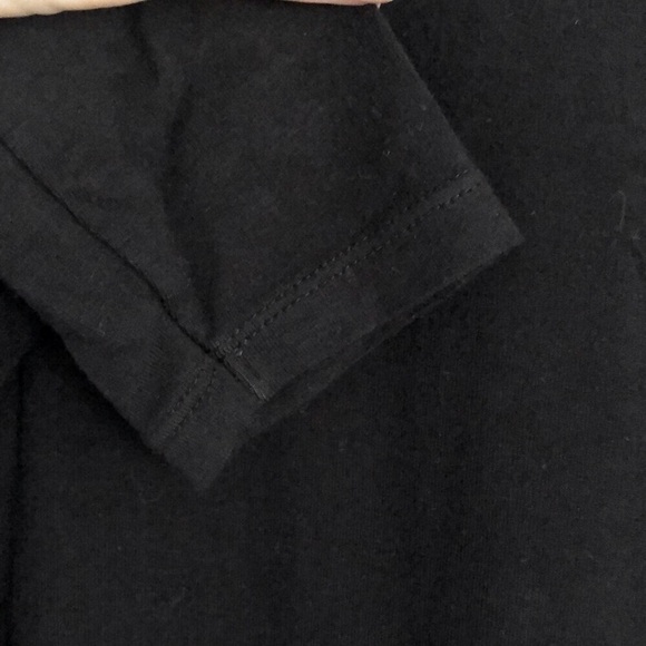 Plain black turtleneck from H&M - Picture 4 of 4